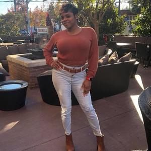 Meet your Posher, Candace